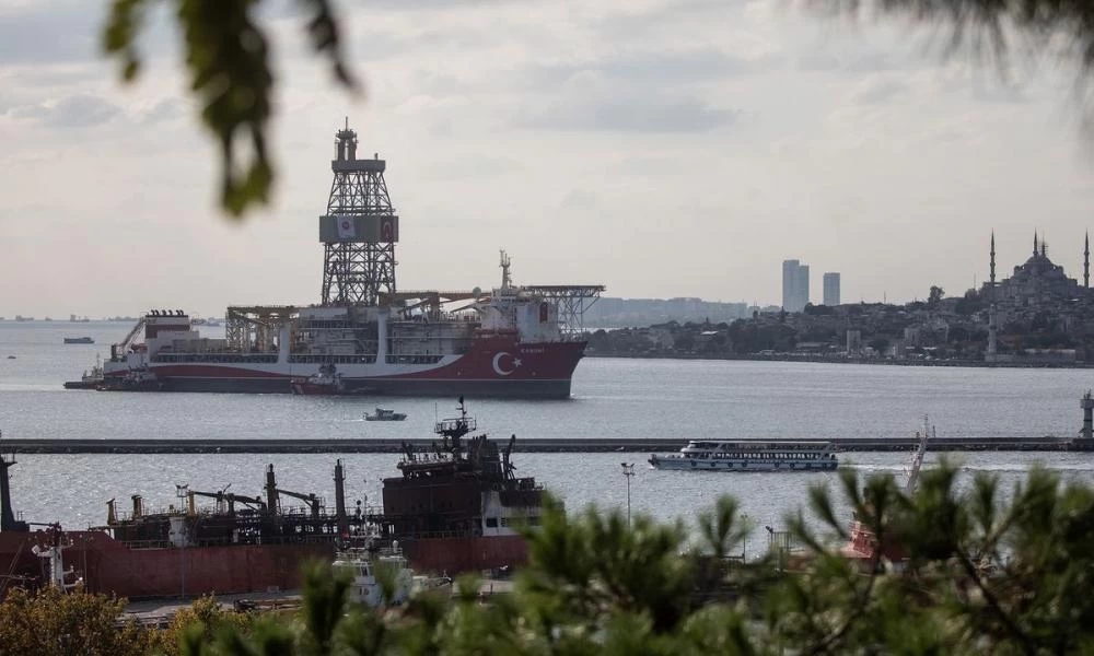 Διάσωση του Ερντογάν επιθυμούν διεθνή κέντρα: ''Η Τουρκία έχει τεράστια κοιτάσματα στη Μ. Θάλασσα''